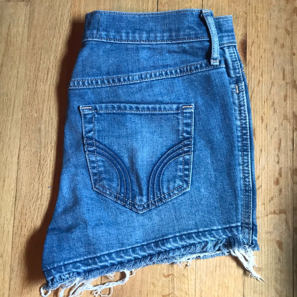 Hollister high-rise Short-short denim shorts